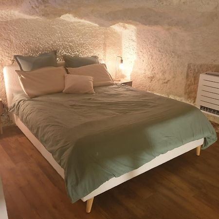 Ferienwohnung La Grotte Du Bonheur Cangey Exterior foto